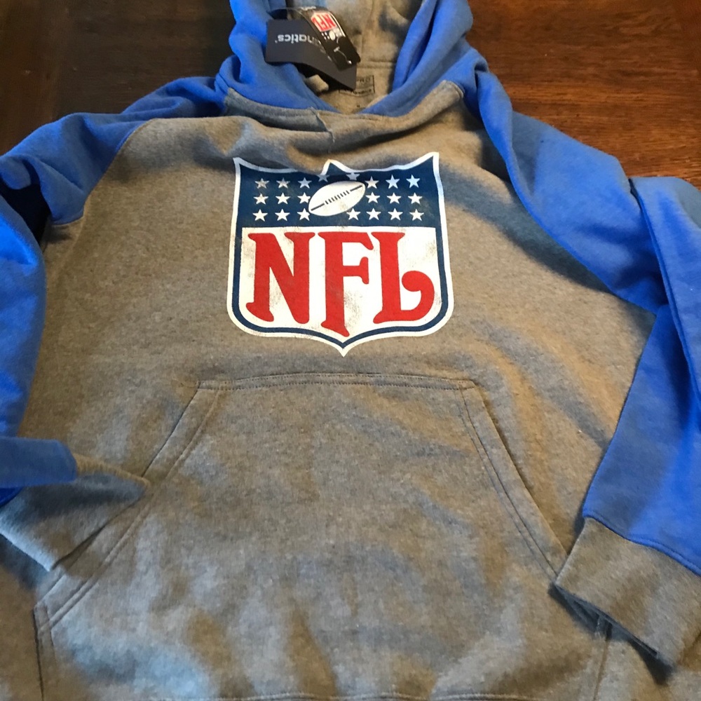 NFL Proline grey and blue hoodie. SizeM.BNWT.